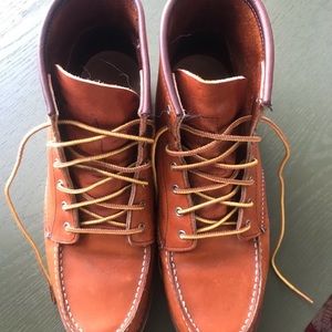 Red Wing Heritage Moc Toe Boots size 8.5